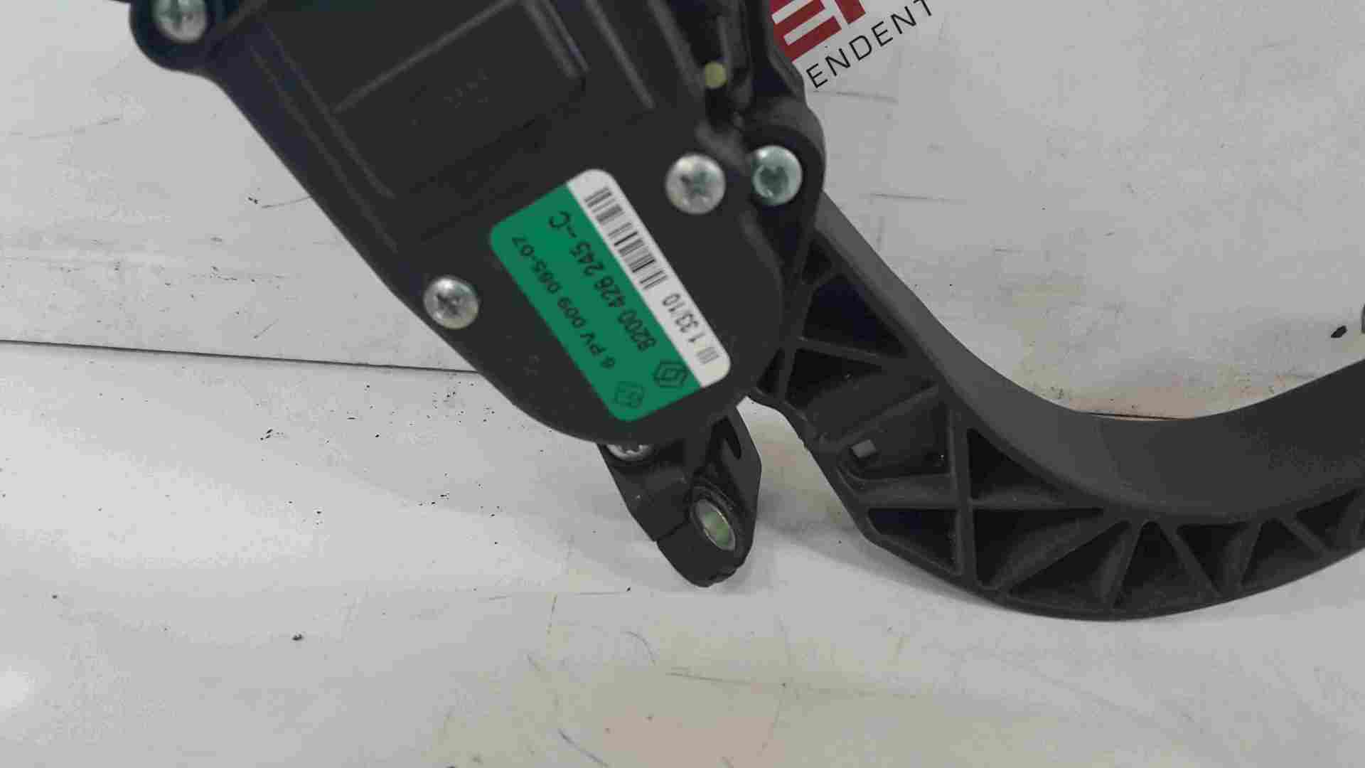 Thumb 2 Renault Wind 2010-2013 Accelerator Pedal Throttle Pedal 8200426245