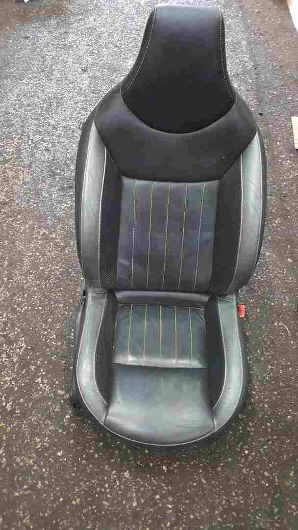 Thumb 7 Renault Wind 2010-2013 Drivers OSF Front Seat Chair Leather