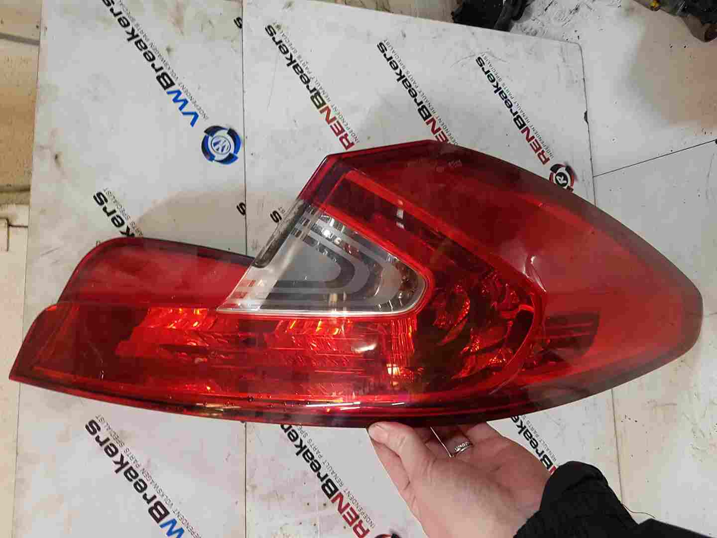 Renault Wind 2010-2013 Drivers OSR Rear Light