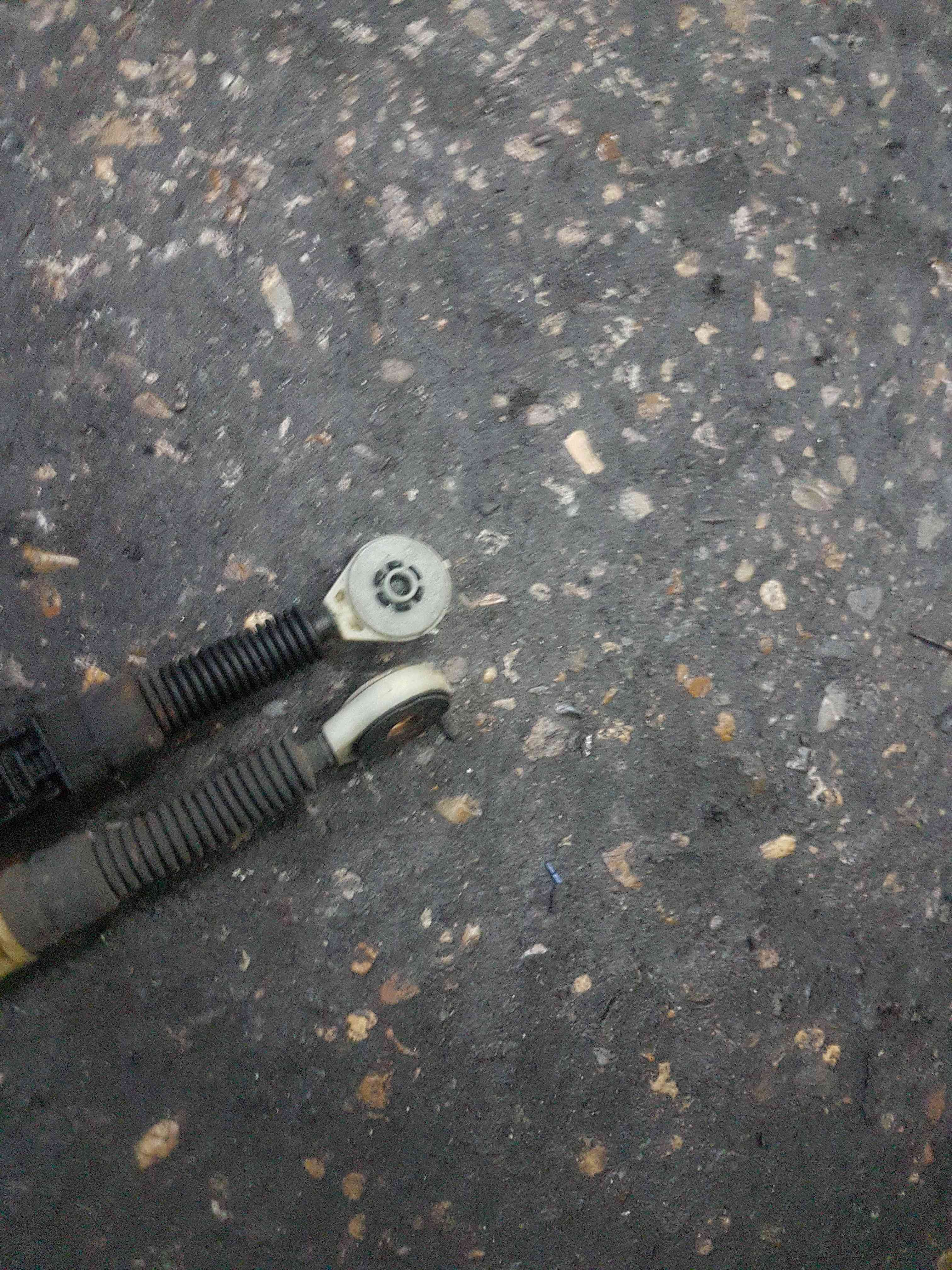 Thumb 5 renault wind 2010-2013 gear stick 5 speed damaged cover 8200781228c