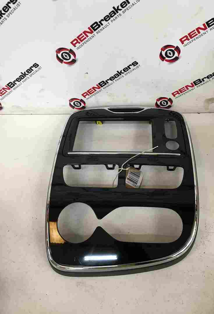 Renault Zoe 2012-2016 Centre Heater Vent + Surround Gloss Black 682602671R