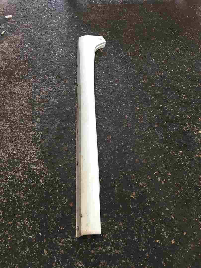 Renault Zoe 2012-2016 Drivers OS Side Skirt White OV369