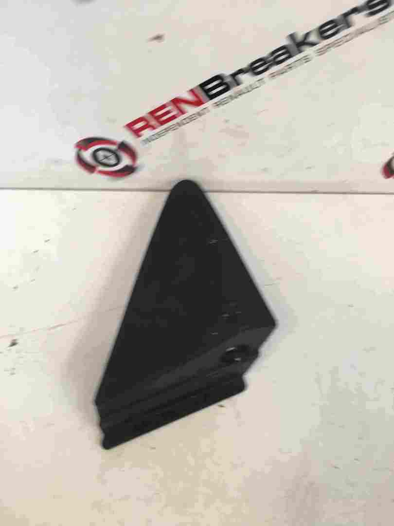 Renault Zoe 2012-2016 Drivers OS Wing Triangle Plastic Cover Insert 638744980R