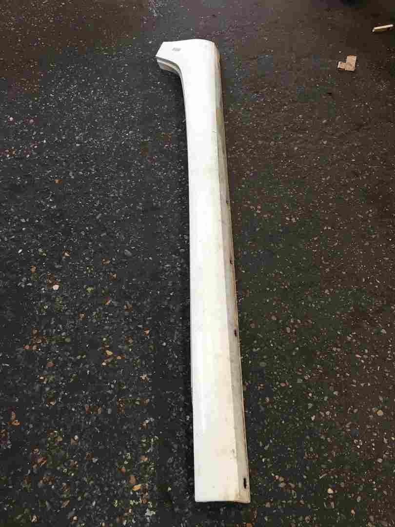 Renault Zoe 2012-2016 Passenger NS Side Skirt White OV369