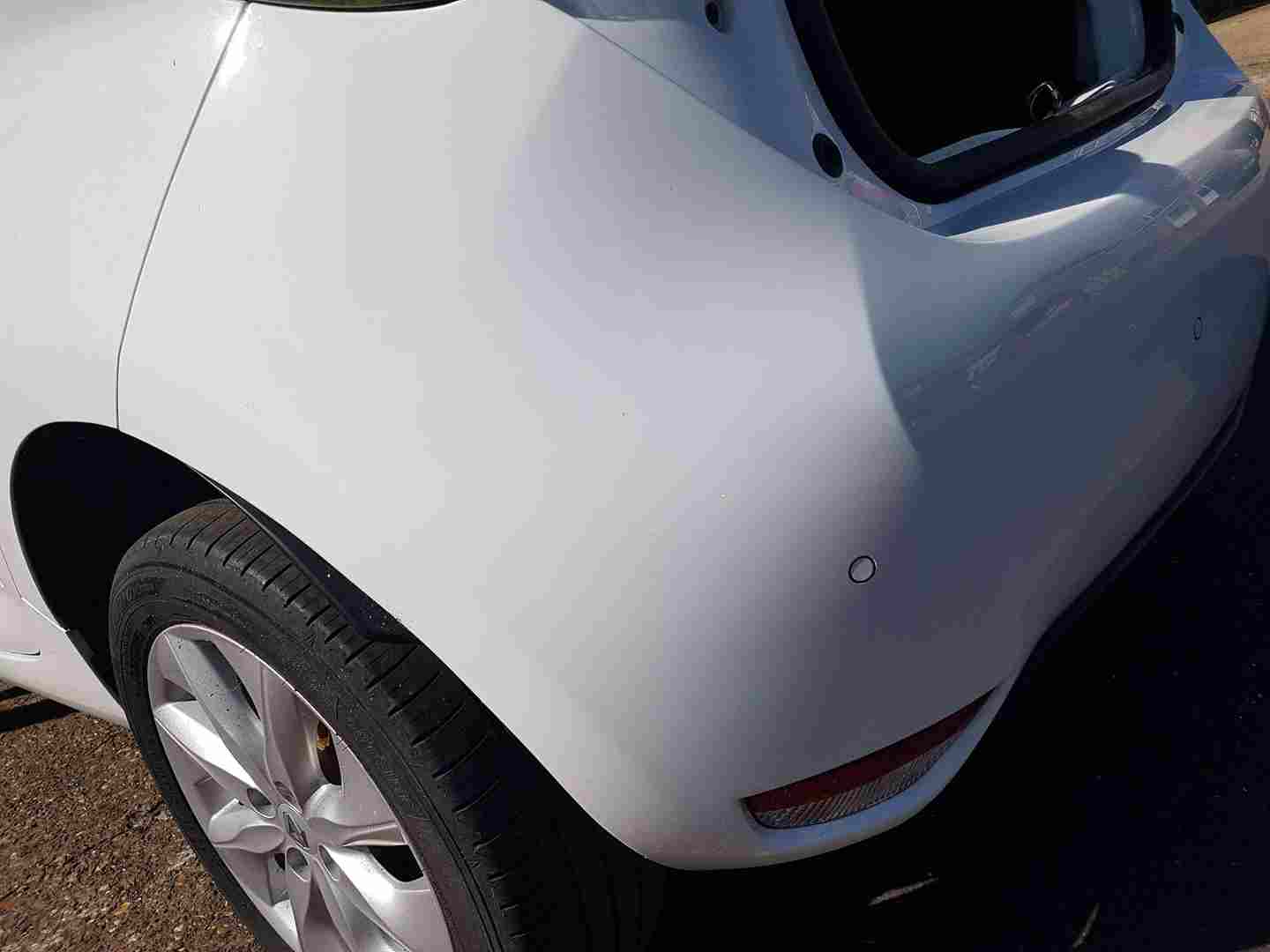 Thumb 6 Renault ZOE 2012-2016 Rear Bumper White Ov369 + Parking Sensors 