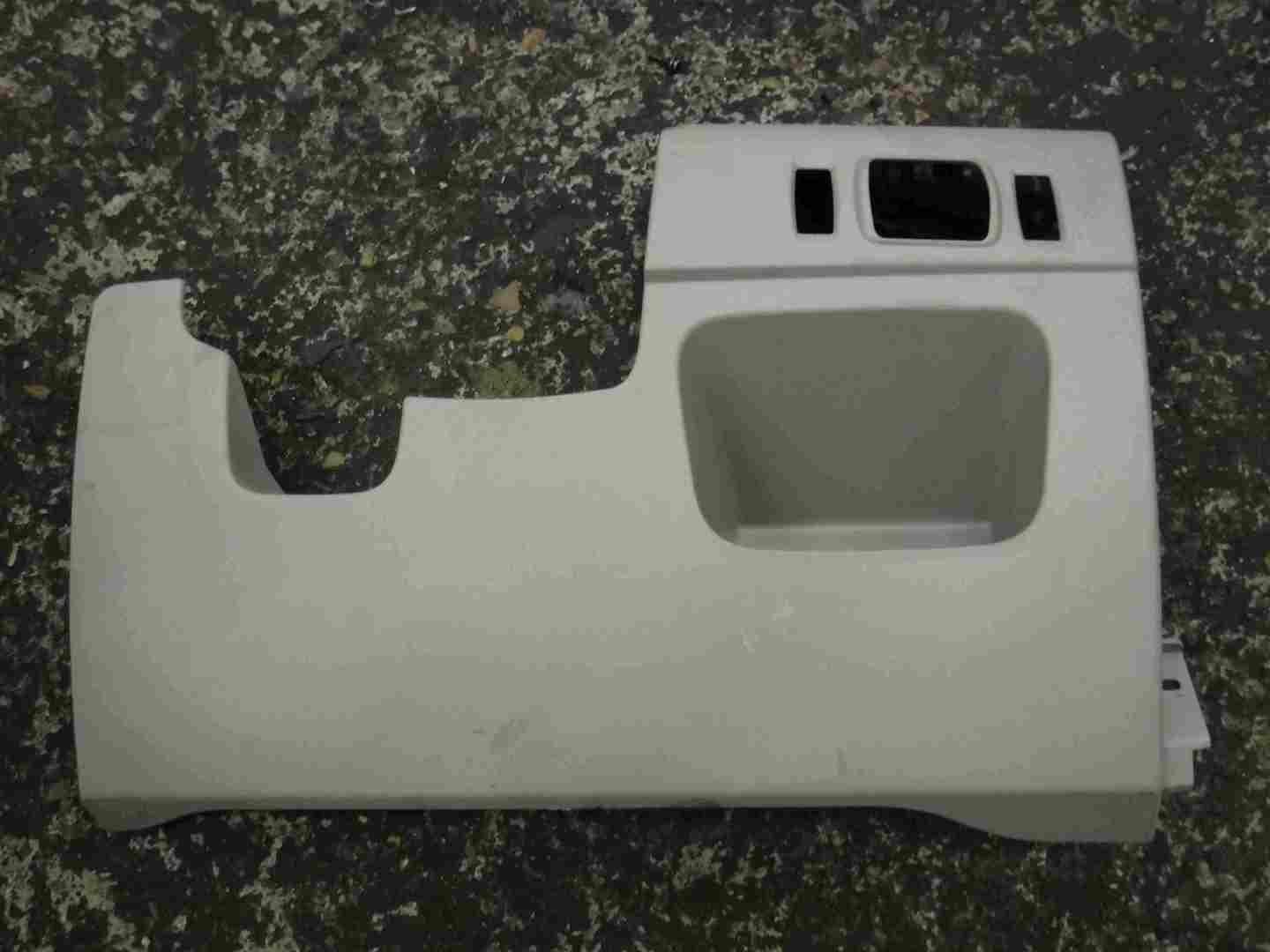 Renault Zoe 2012-2016 Under Steering Wheel Surround Plastic 689210565R