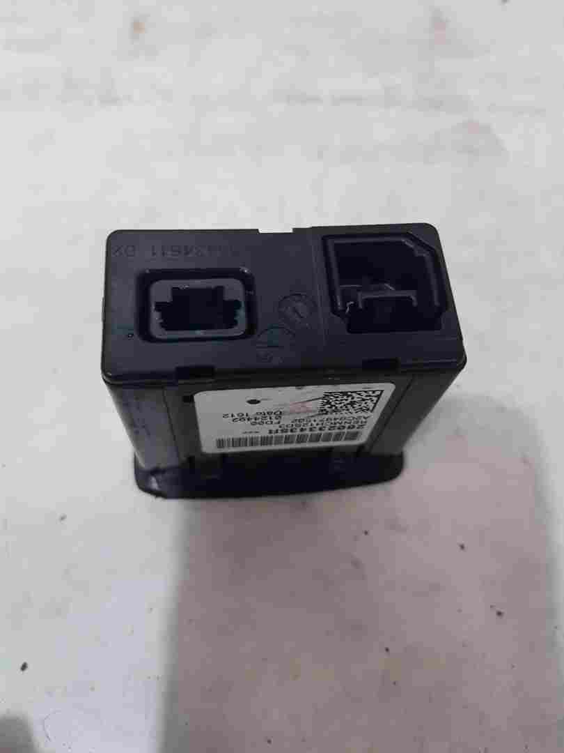 Renault ZOE 2019-2024 AUX Usb Sd Card Connection Reader 280233435R 280233435r