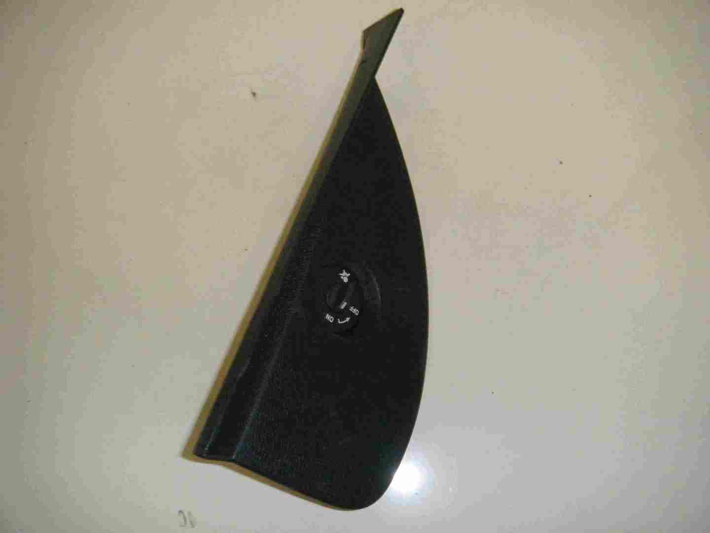 Renault Clio MK3 2005-2009 Drivers OS Dashboard end cap trim plastic