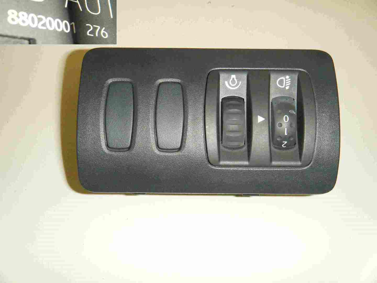 Renault Clio MK3 2005-2009 Headlight Height Adjuster Dash light