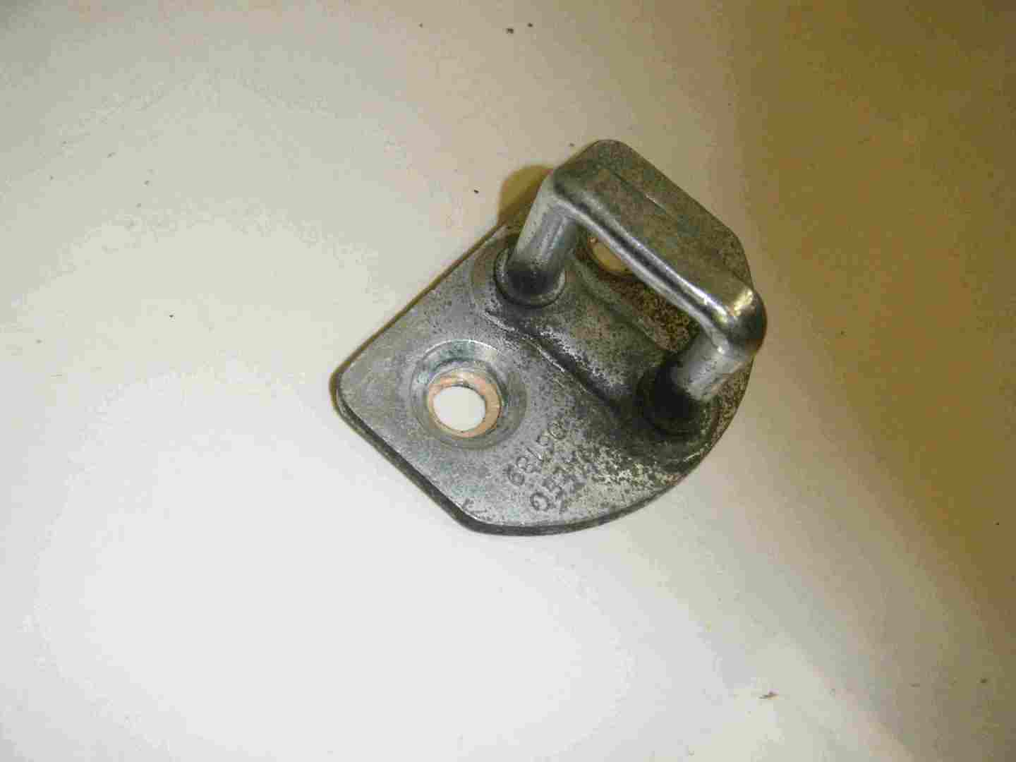 Renault Clio MK3 2005-2009 Passenger Drivers Rear Front Door Catch Lock